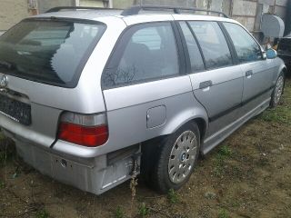 bontott BMW 3 E36 Jobb első Ablak