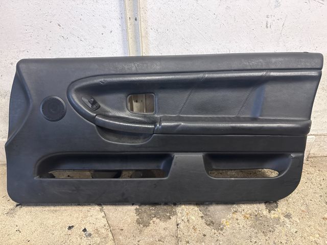 bontott BMW 3 E36 Jobb első Ajtó Kárpit