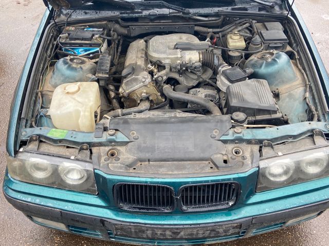 bontott BMW 3 E36 Jobb első Ajtó (Részeivel)