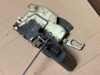 bontott BMW 3 E36 Jobb első Ajtózár