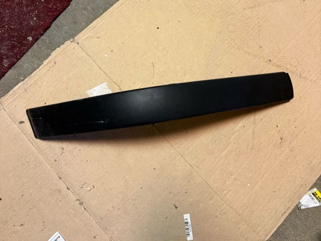 bontott BMW 3 E36 Jobb első Lökhárító Díszléc