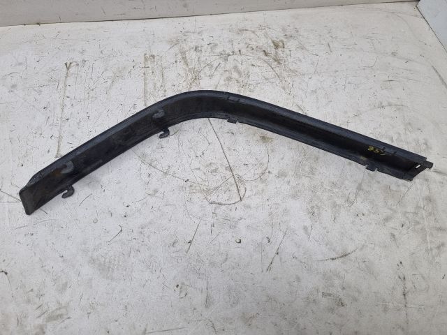 bontott BMW 3 E36 Jobb első Lökhárító Díszléc