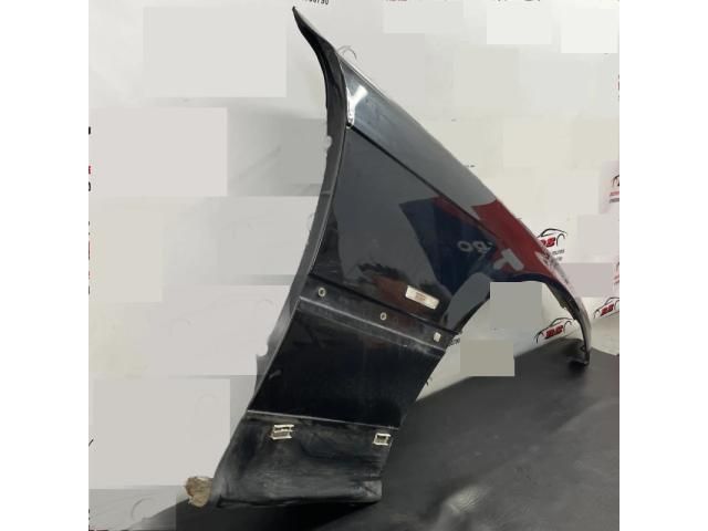 bontott BMW 3 E36 Jobb első Sárvédő