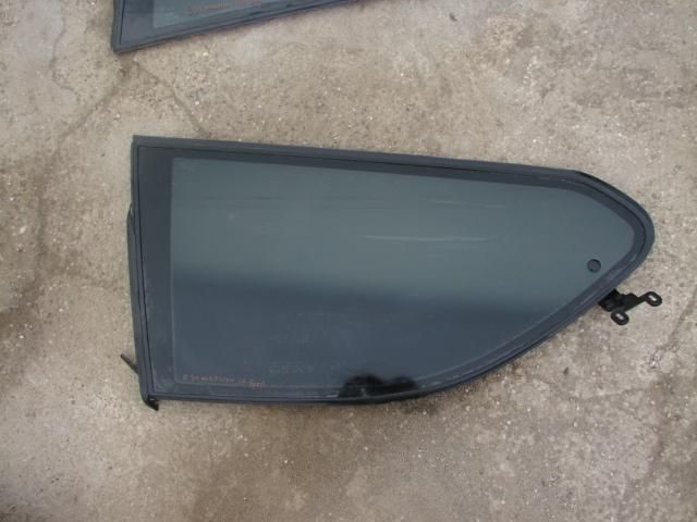 bontott BMW 3 E36 Jobb hátsó Ablak