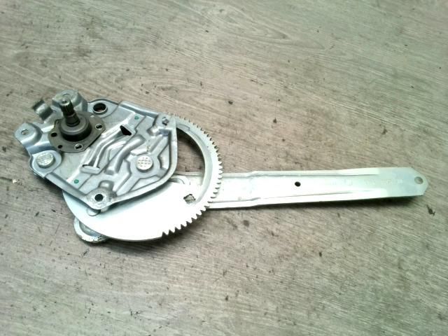 bontott BMW 3 E36 Jobb hátsó Ablakemelő Szerkezet (Mechanikus)