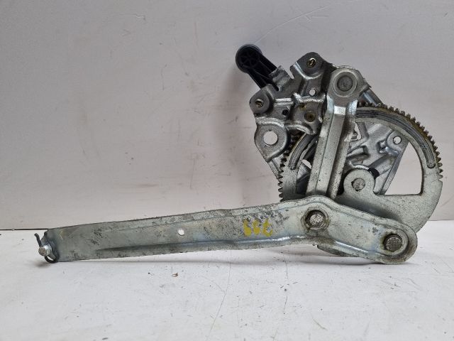 bontott BMW 3 E36 Jobb hátsó Ablakemelő Szerkezet (Mechanikus)