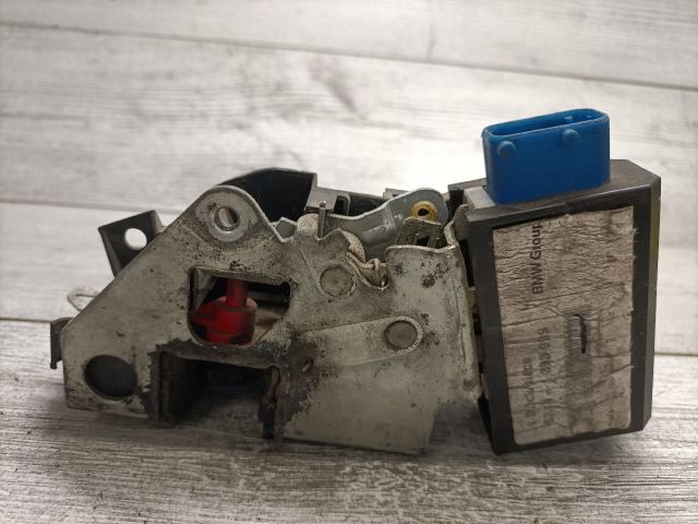 bontott BMW 3 E36 Jobb hátsó Ajtózár