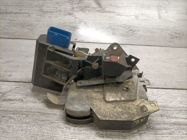 bontott BMW 3 E36 Jobb hátsó Ajtózár