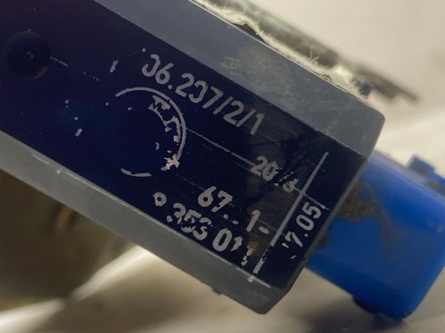 bontott BMW 3 E36 Jobb hátsó Ajtózár