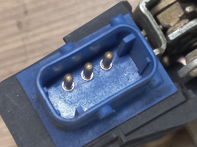 bontott BMW 3 E36 Jobb hátsó Ajtózár