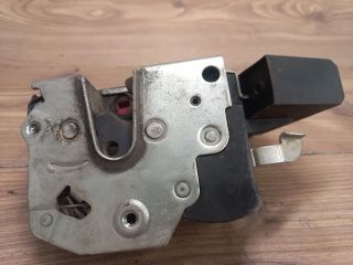 bontott BMW 3 E36 Jobb hátsó Ajtózár