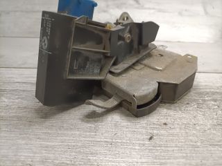 bontott BMW 3 E36 Jobb hátsó Ajtózár