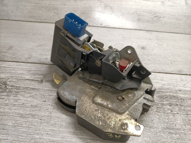 bontott BMW 3 E36 Jobb hátsó Ajtózár