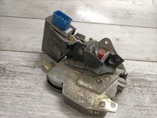 bontott BMW 3 E36 Jobb hátsó Ajtózár