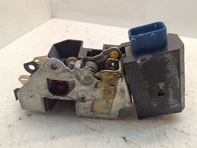 bontott BMW 3 E36 Jobb hátsó Ajtózár