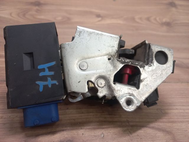 bontott BMW 3 E36 Jobb hátsó Ajtózár