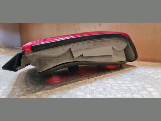 bontott BMW 3 E36 Jobb Hátsó Lámpa