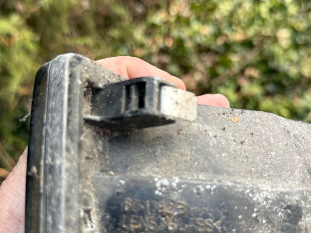 bontott BMW 3 E36 Jobb Ködfényszóró