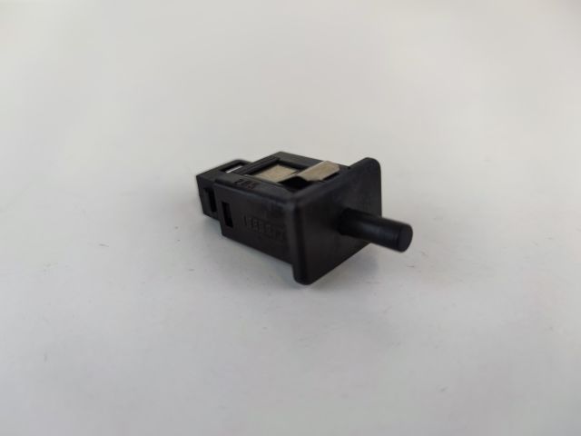 bontott BMW 3 E36 Kesztyűtartó Világítás Kapcsoló