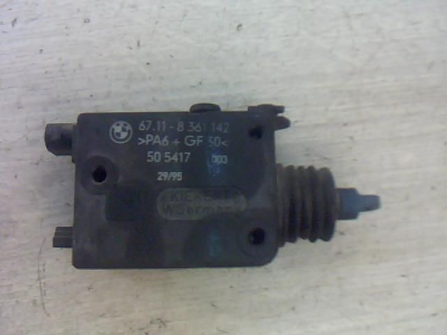 bontott BMW 3 E36 Központizár Motor Csomagtérajtó