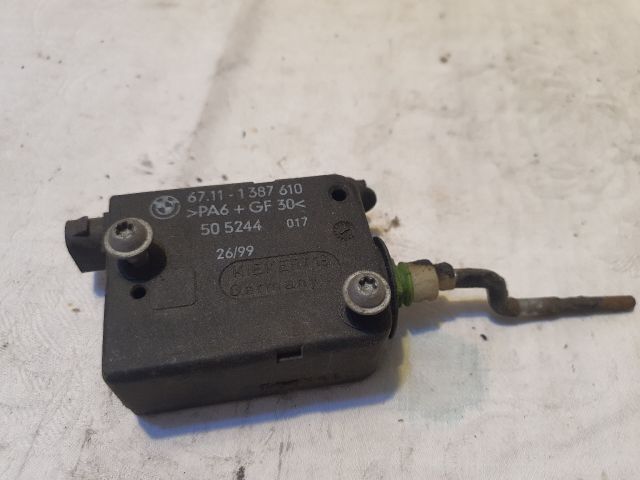 bontott BMW 3 E36 Központizár Motor Tankajtó