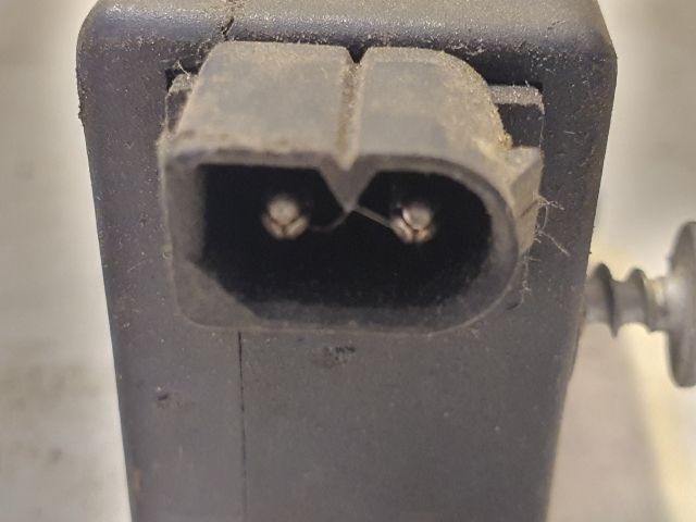 bontott BMW 3 E36 Központizár Motor Tankajtó