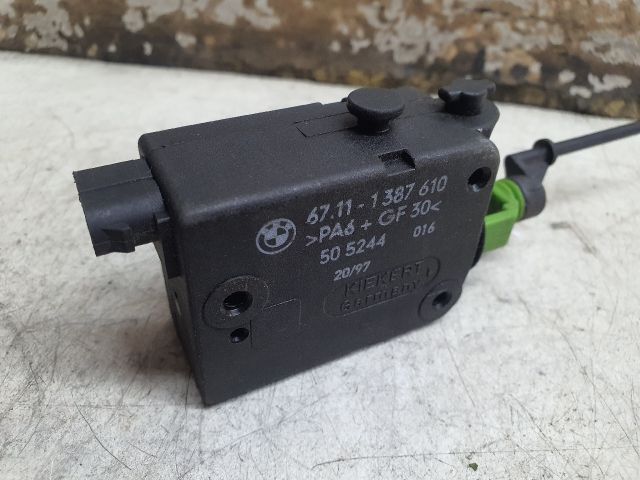 bontott BMW 3 E36 Központizár Motor Tankajtó