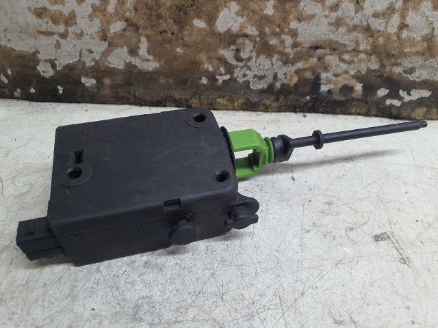 bontott BMW 3 E36 Központizár Motor Tankajtó