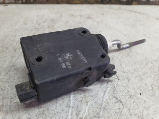 bontott BMW 3 E36 Központizár Motor Tankajtó