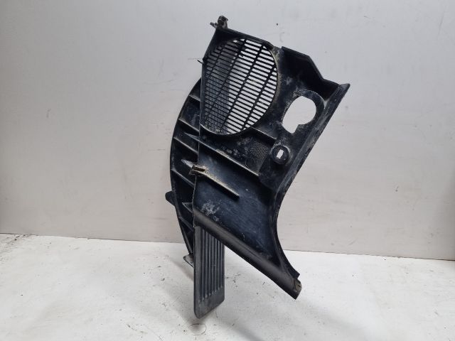 bontott BMW 3 E36 Lábtámasz Burkolat