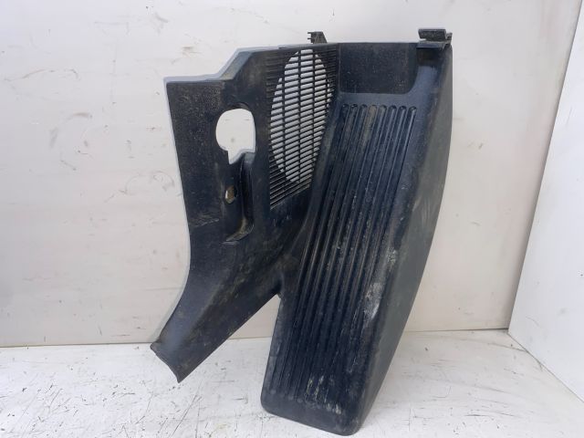 bontott BMW 3 E36 Lábtámasz Burkolat