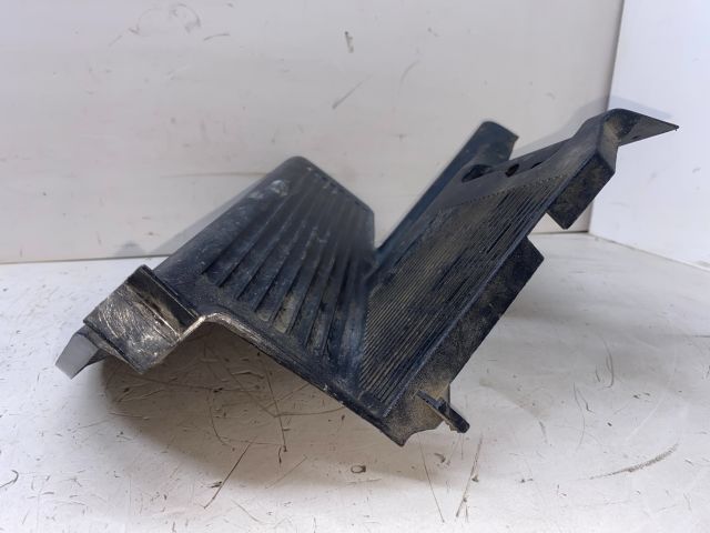 bontott BMW 3 E36 Lábtámasz Burkolat