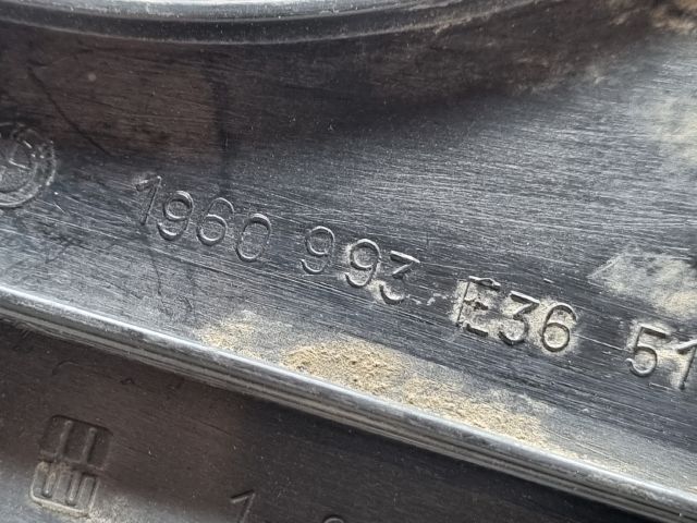 bontott BMW 3 E36 Lábtámasz Burkolat