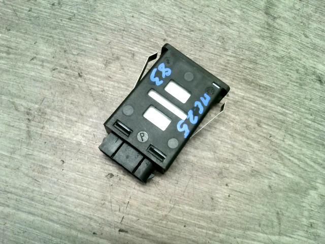 bontott BMW 3 E36 Műszerfal Fényerő Szabályzó