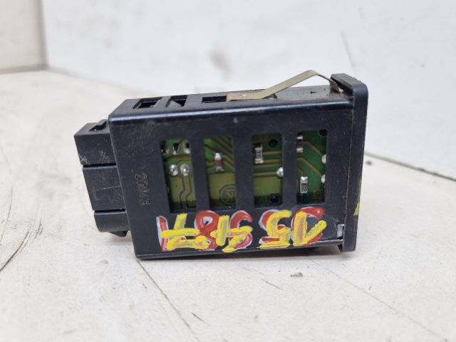 bontott BMW 3 E36 Műszerfal Fényerő Szabályzó