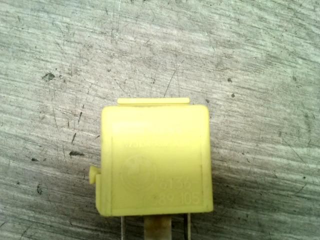 bontott BMW 3 E36 Relé