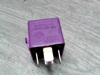 bontott BMW 3 E36 Relé