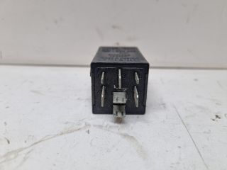 bontott BMW 3 E36 Relé