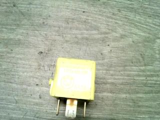 bontott BMW 3 E36 Relé