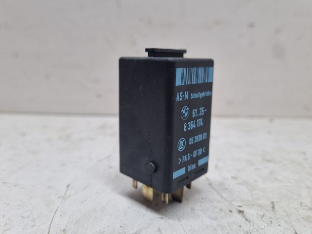 bontott BMW 3 E36 Relé