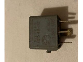 bontott BMW 3 E36 Relé