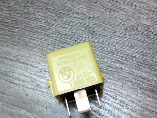 bontott BMW 3 E36 Relé