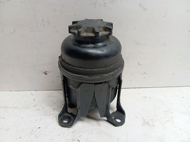 bontott BMW 3 E36 Szervóolaj Tartály