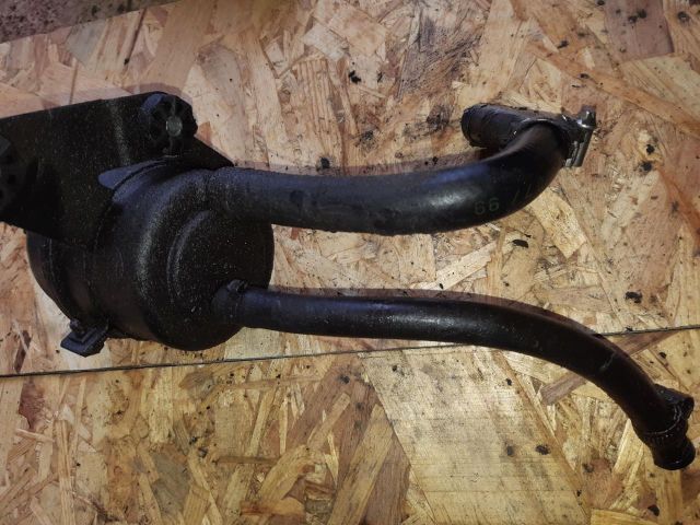 bontott BMW 3 E36 Szervóolaj Tartály