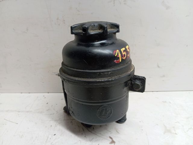 bontott BMW 3 E36 Szervóolaj Tartály