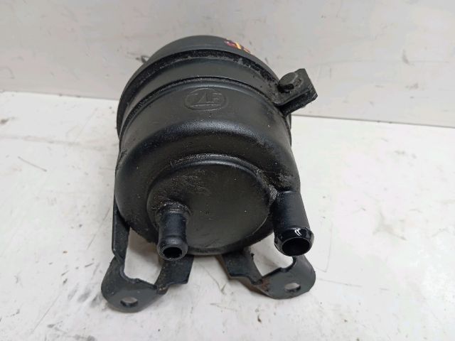 bontott BMW 3 E36 Szervóolaj Tartály