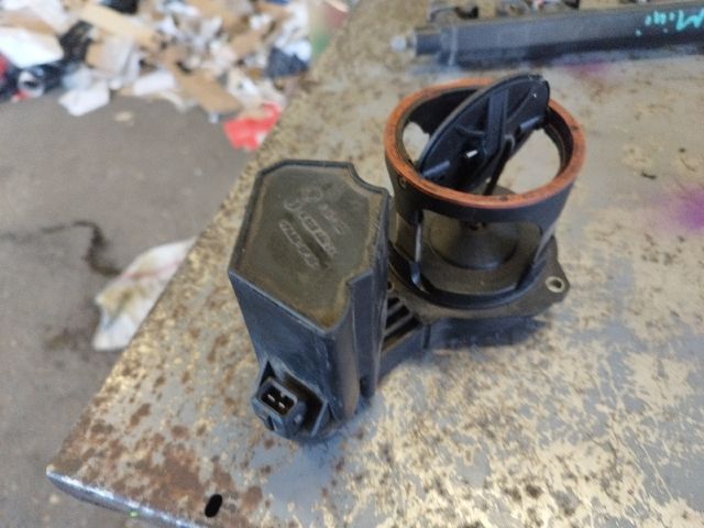 bontott BMW 3 E36 Szívócső Légszelep