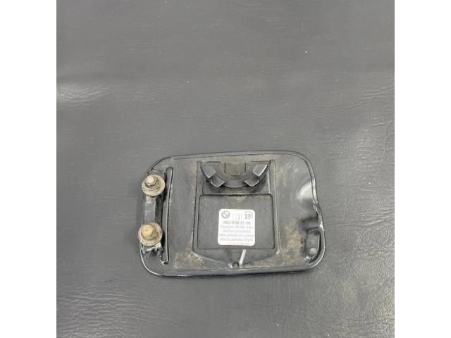 bontott BMW 3 E36 Tankajtó