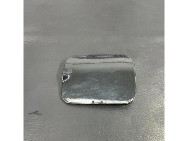 bontott BMW 3 E36 Tankajtó