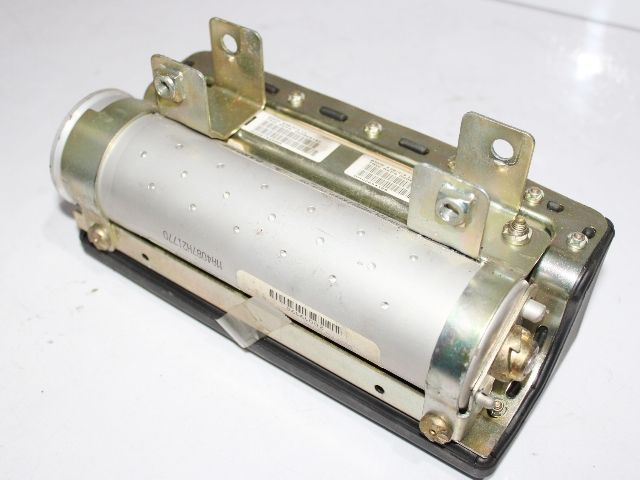 bontott BMW 3 E36 Utasoldali Légzsák